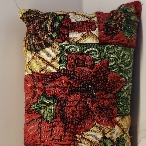 TAPESTRY rectangle decorative pillow Christmas Holiday 17"l x 7"w zipper enclosu - Picture 4 of 10